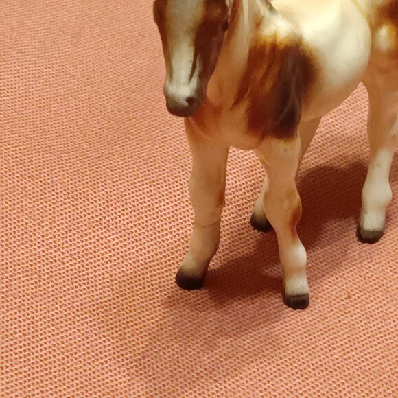 Hagen Renaker Tri Color Foal - Picture 4 of 5